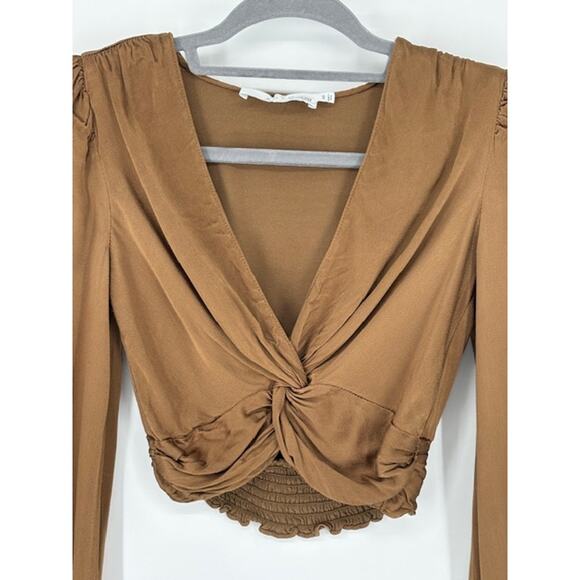 ASTR the Label Cropped Copper V-Neck Twisted Top – Size XS - Picture 2 of 5